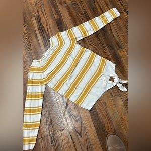 Maurice’s XS sweater